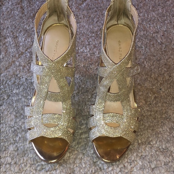 Marc Fisher Gold Heels - Picture 4 of 4
